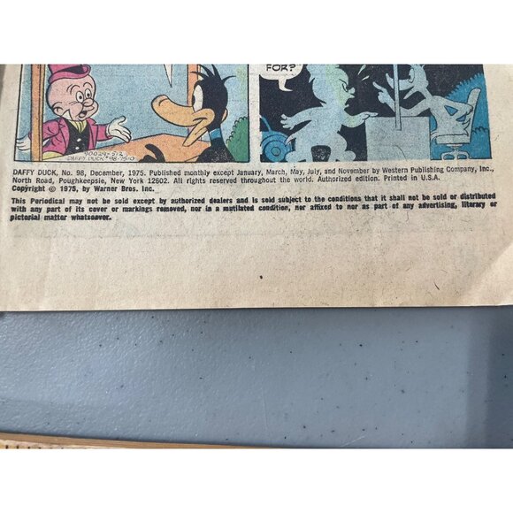 Gold Key Daffy Duck Comic Issue No. 98 December 1975 In Snowman’s Land Vintage - Picture 3 of 6